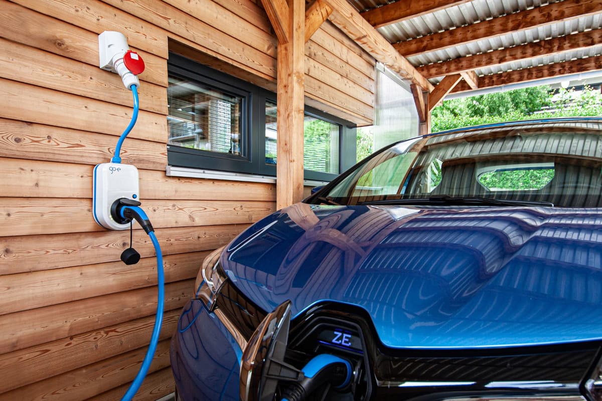 Prenosné nabíjačky pre elektromobily: Ako si vybrať tú správnu?